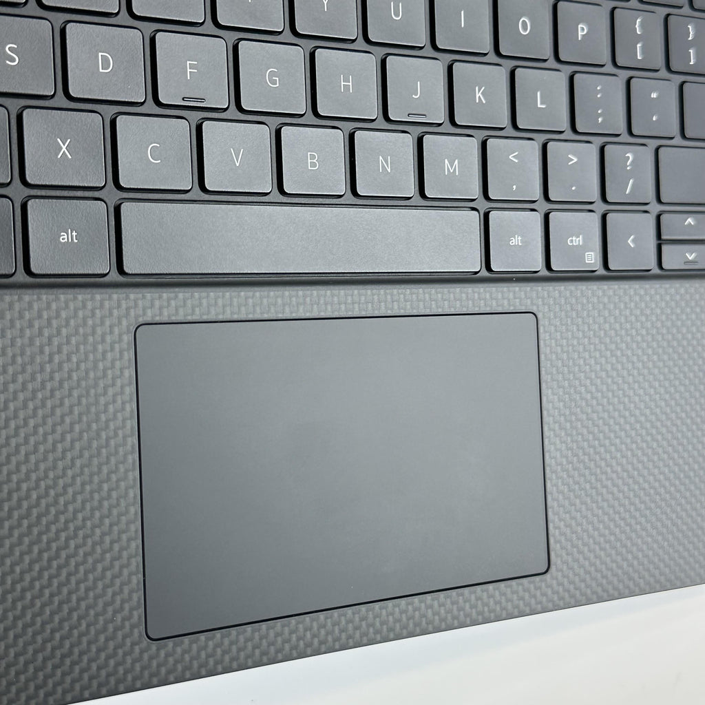 Dell Precision 5470 14 Gray 2.5 GHz Intel Core i9 12th Gen. 32GB RAM 1TB Solid State Drive NVIDIA RTX A1000 4 GB - Image 3