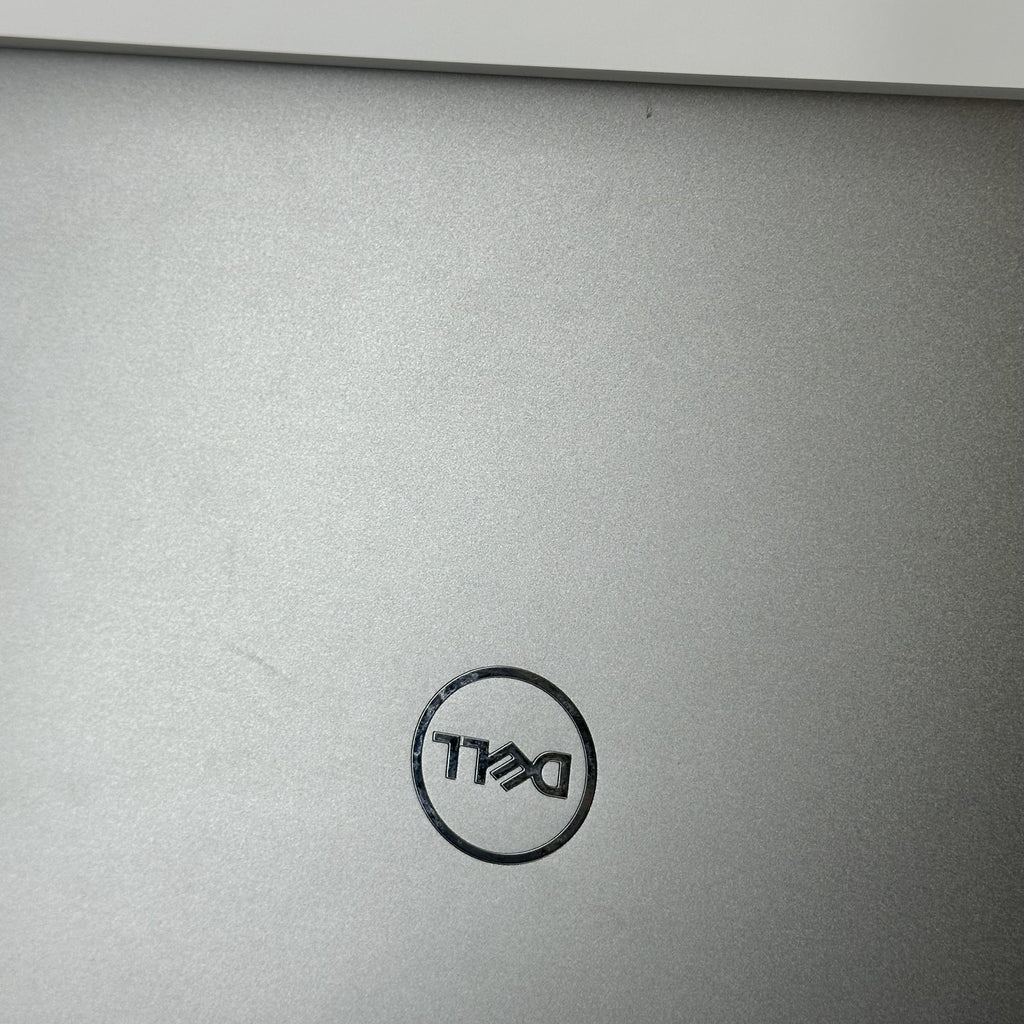 Dell Precision 5470 14 Gray 2.5 GHz Intel Core i9 12th Gen. 32GB RAM 1TB Solid State Drive NVIDIA RTX A1000 4 GB - Image 7