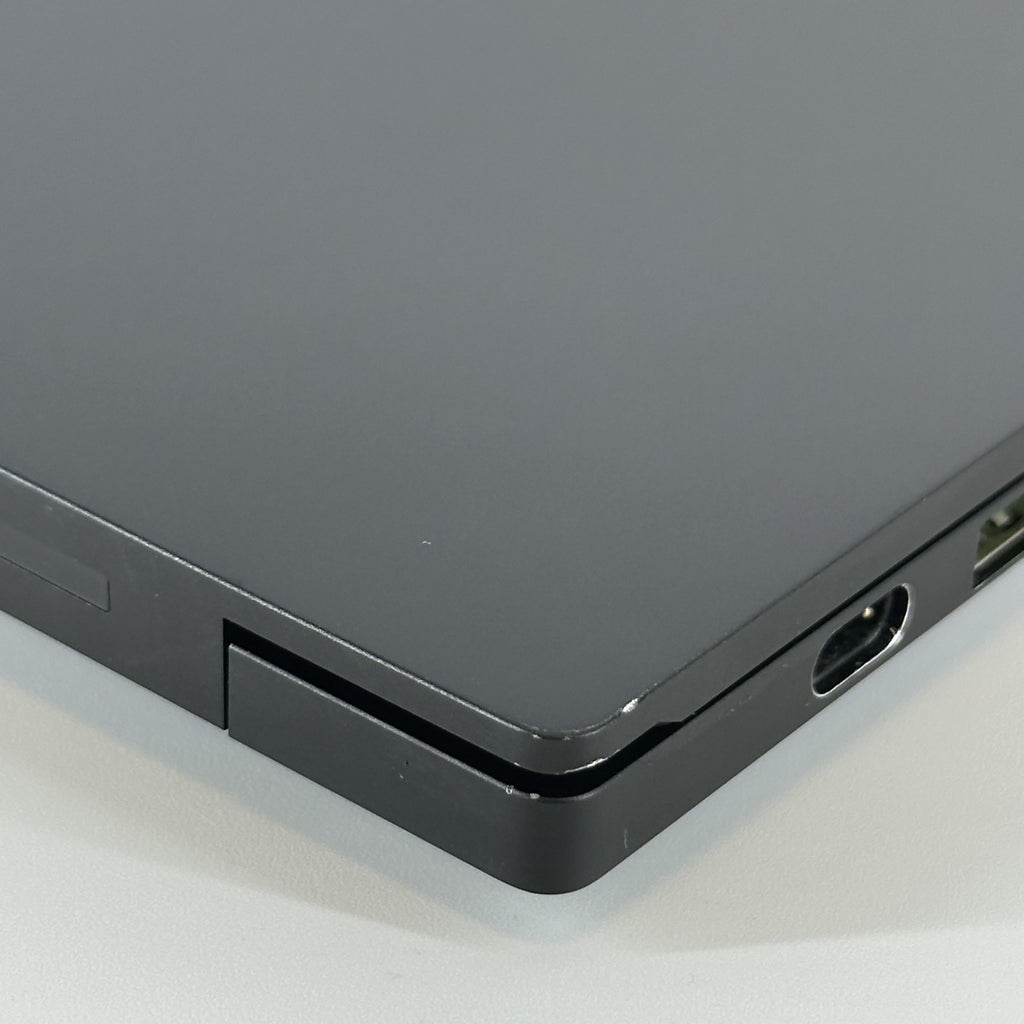 Razer Blade 15 Advanced 2021 Black 2.3 GHz Intel Core i7 11th Gen. 16GB RAM 1TB Solid State Drive NVIDIA GeForce - Image 13