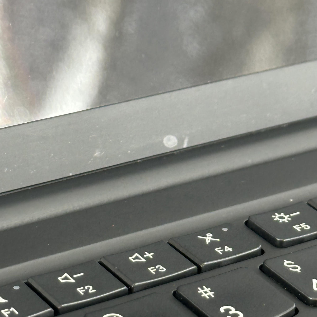Lenovo ThinkPad X1 Carbon Gen 9 14 Black 3.0 GHz Intel Core i7 11th Gen. 16GB RAM 512GB Solid State Drive - Image 5