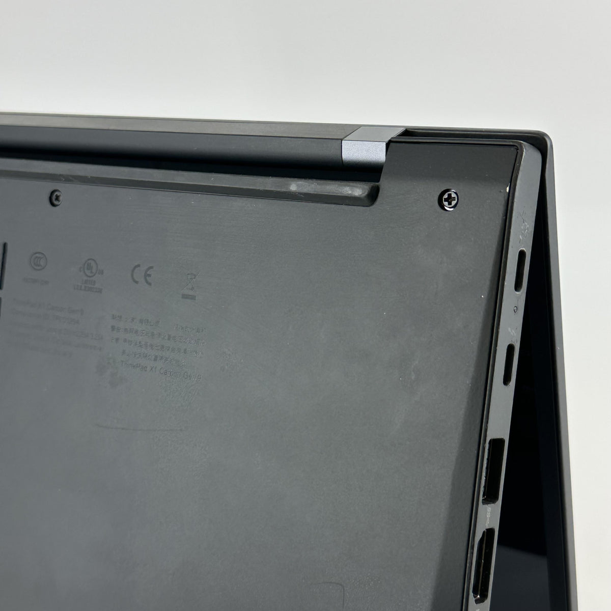 Lenovo ThinkPad X1 Carbon Gen 9 14 Black 3.0 GHz Intel Core i7 11th Gen. 16GB RAM 512GB Solid State Drive - Image 10