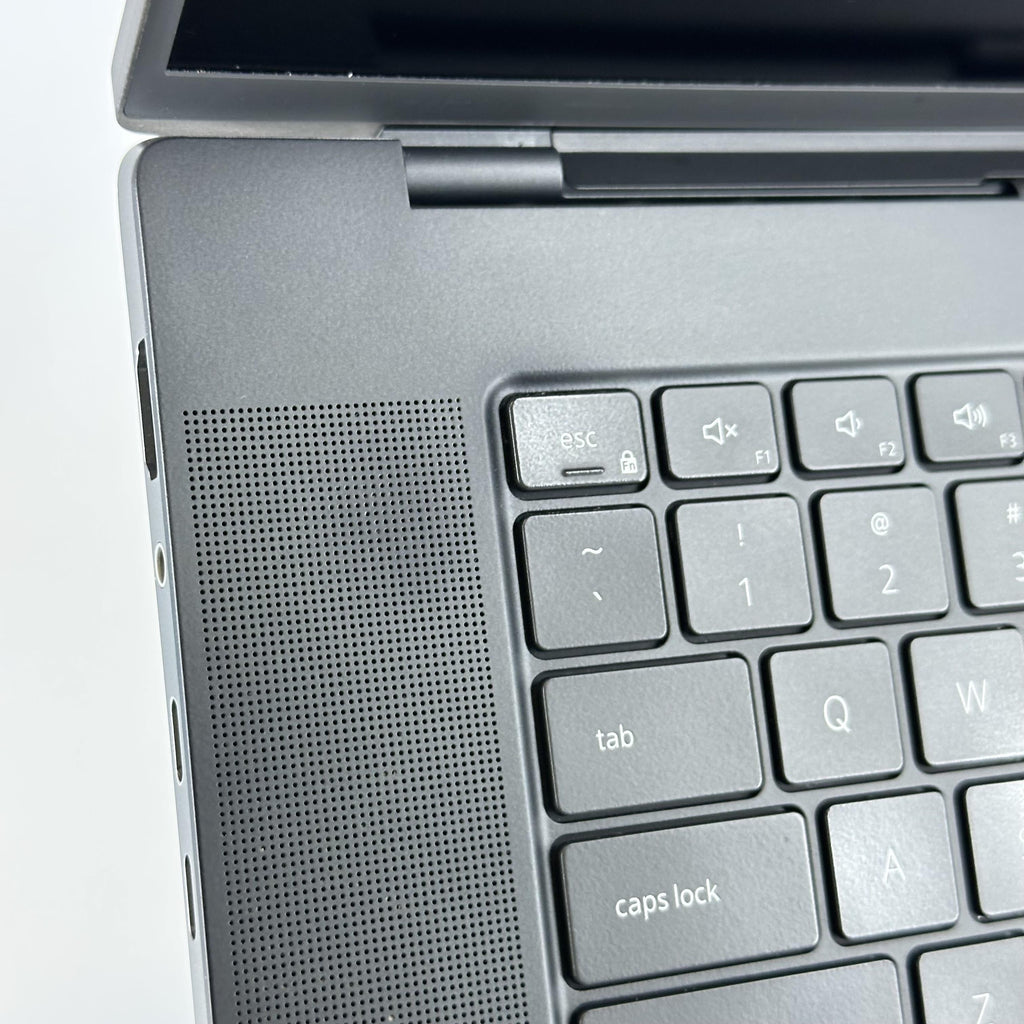 Dell Precision 5690 16 Gray 2.5 GHz Intel Core Ultra 9 64GB RAM 1TB Solid State Drive NVIDIA RTX 4000 Ada 12 GB - Image 10