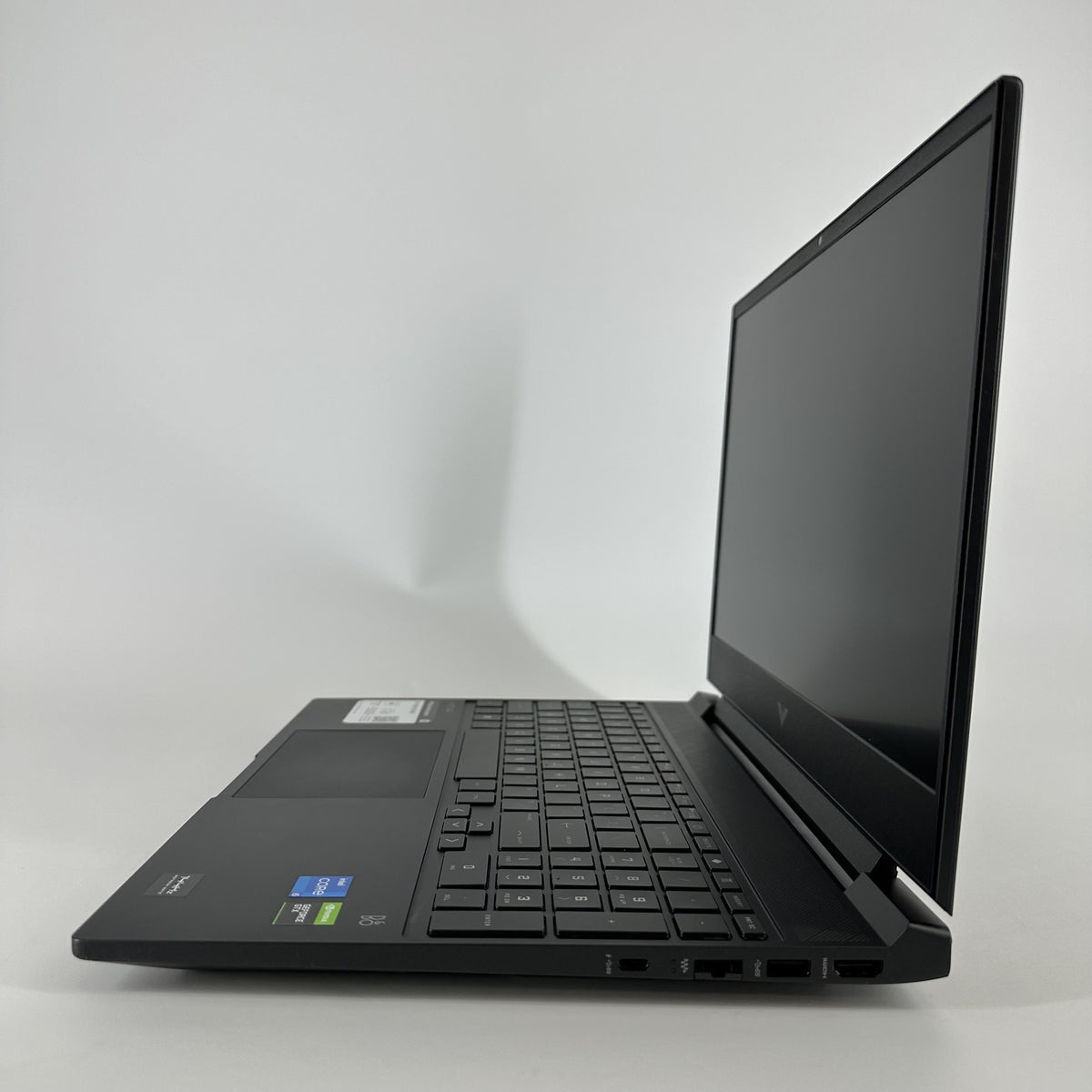 HP Victus 15.6 Gray 2.0 GHz Intel Core i5 12th Gen. 8GB RAM 512GB Solid State Drive NVIDIA GeForce GTX 1650 4 GB - Image 6