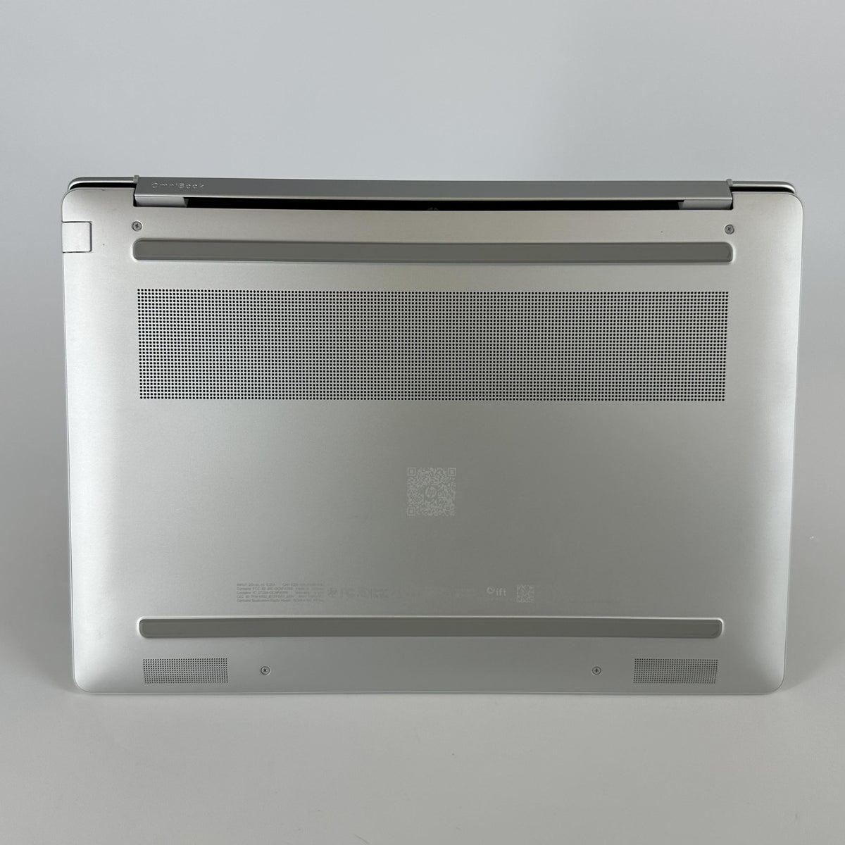 HP OmniBook 5 14 Glacier Silver 3.2 GHz Qualcomm Snapdragon X Plus 16GB RAM 1TB Solid State Drive - Image 8