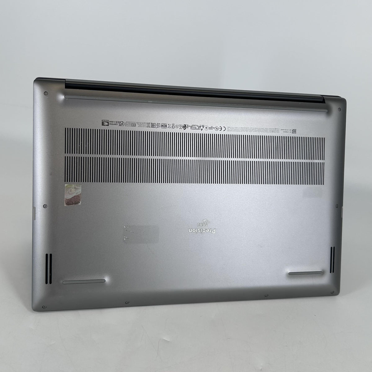Dell Precision 5680 16 Gray 2.6 GHz Intel Core i9 13th Gen. 64GB RAM 1TB Solid State Drive NVIDIA RTX 4000 Ada 12 - Image 5