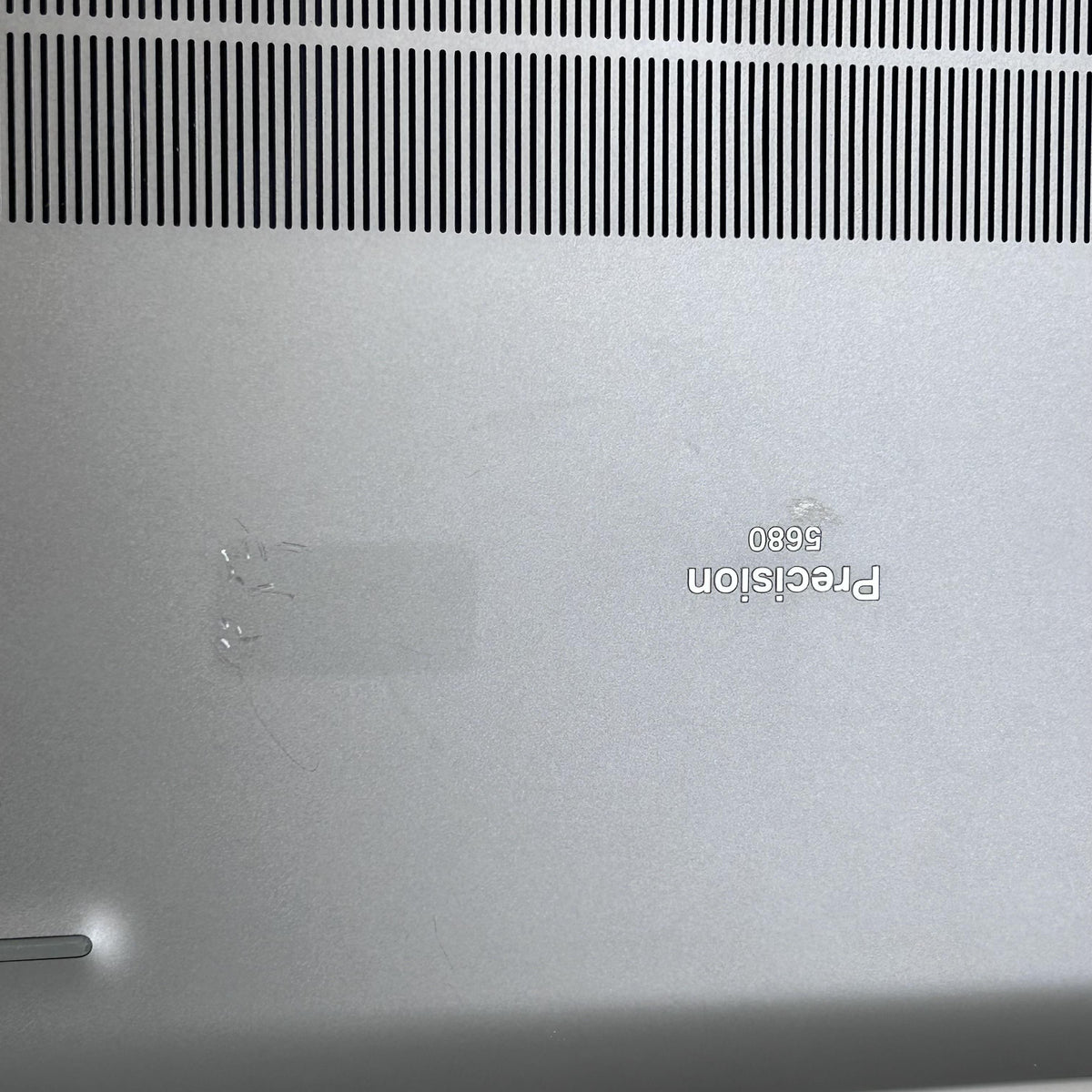 Dell Precision 5680 16 Gray 2.6 GHz Intel Core i9 13th Gen. 64GB RAM 1TB Solid State Drive NVIDIA RTX 4000 Ada 12 - Image 11