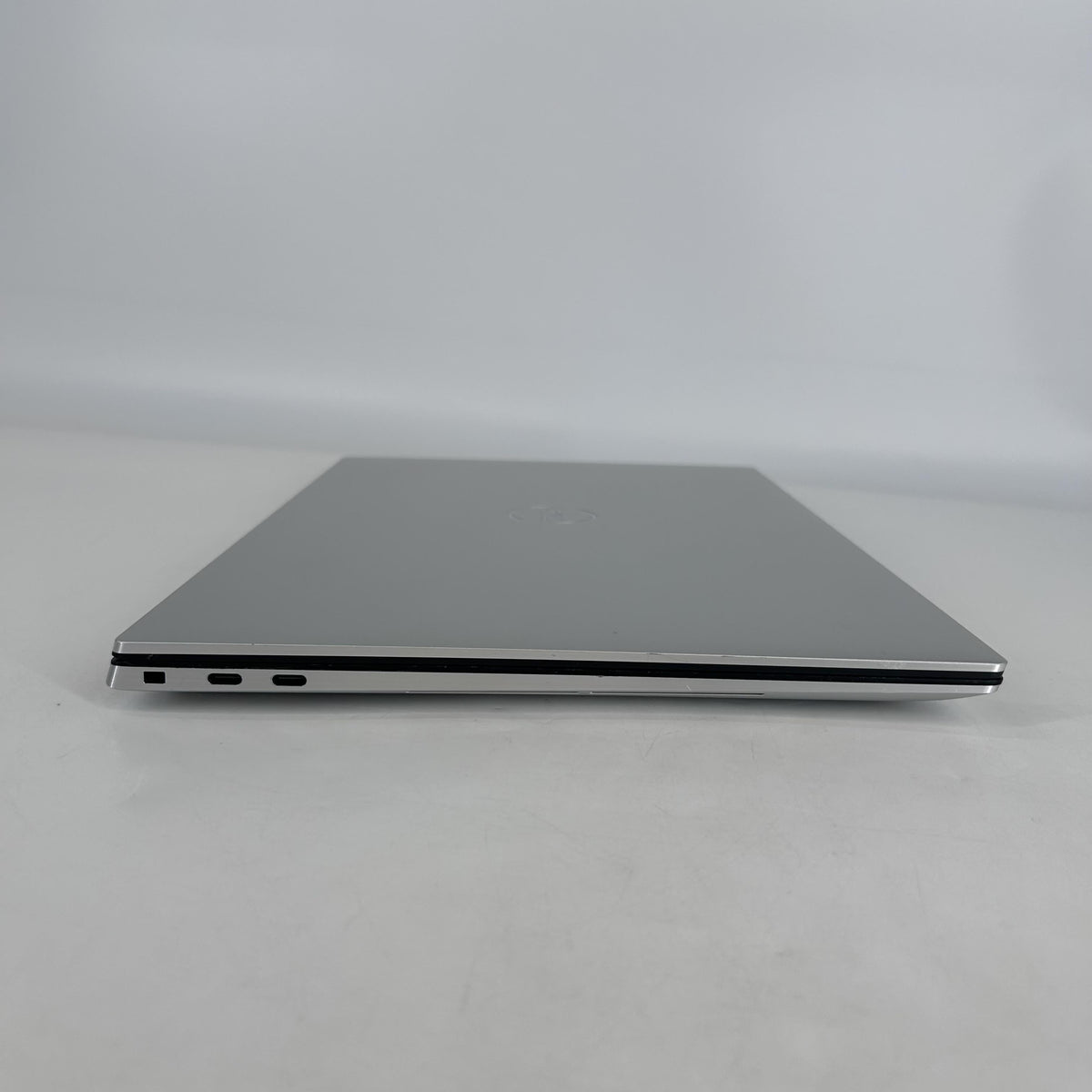 Dell XPS 15 9510 Silver 2.3 GHz Intel Core i7 11th Gen. 16GB RAM 512GB Solid State Drive NVIDIA GeForce RTX 3050 4 - Image 9