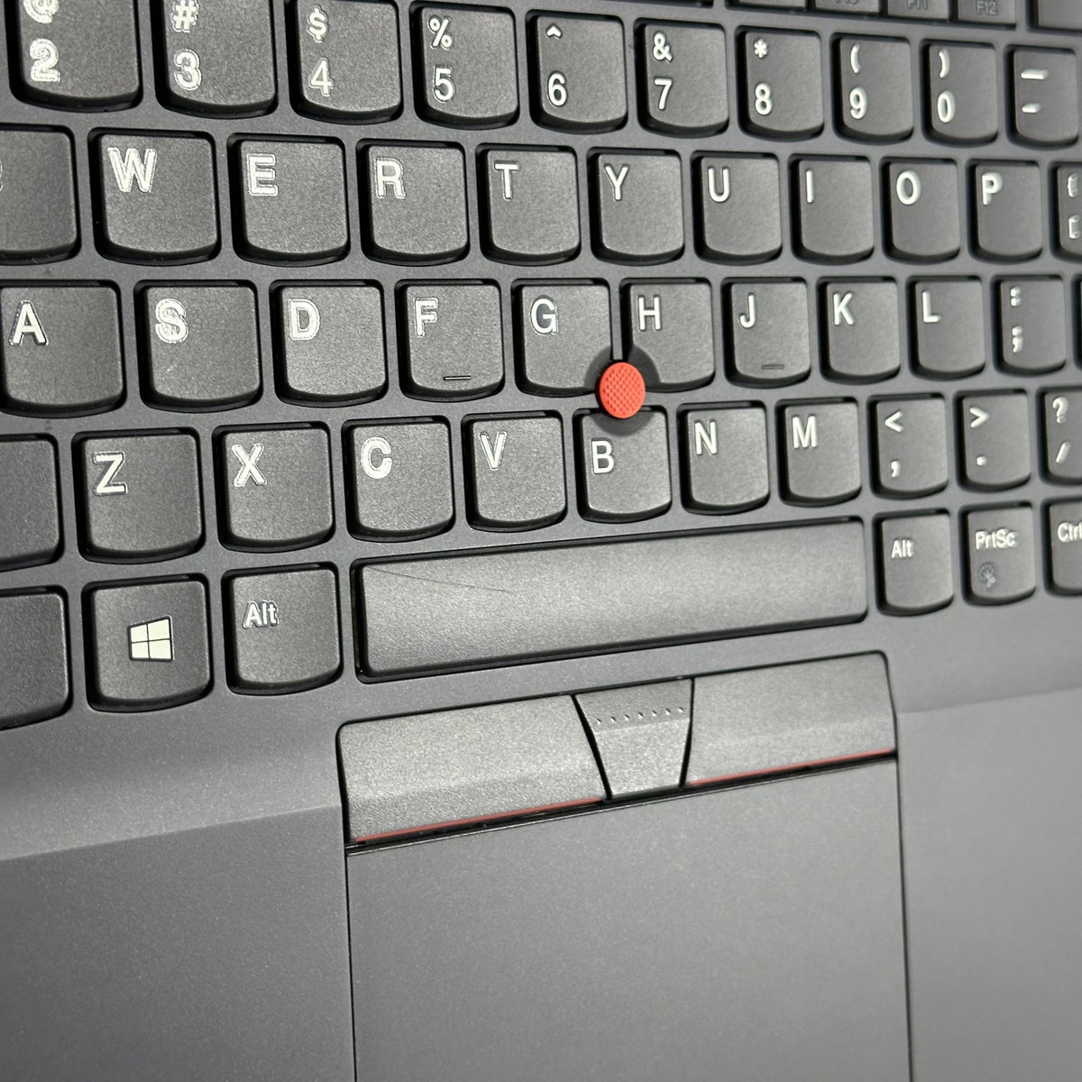 Lenovo ThinkPad T14 Gen 1 Black 1.6 GHz Intel Core i5 10th Gen. 8GB RAM 256GB Solid State Drive - Image 5