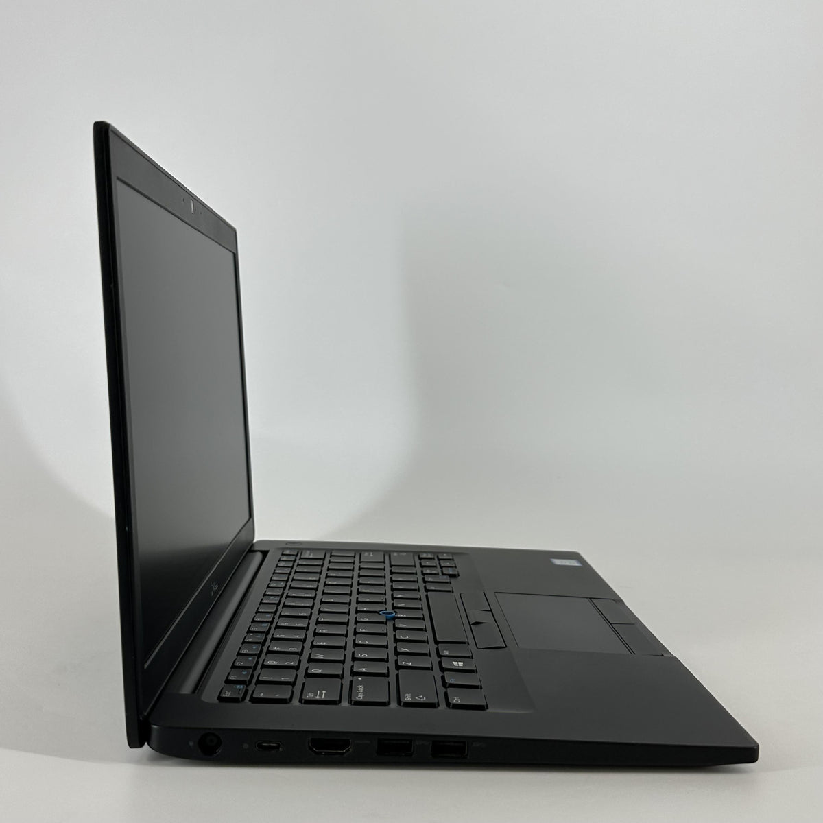 Dell Latitude 7490 14 Black 1.9 GHz Intel Core i7 8th Gen. 16GB RAM 512GB Solid State Drive - Image 3