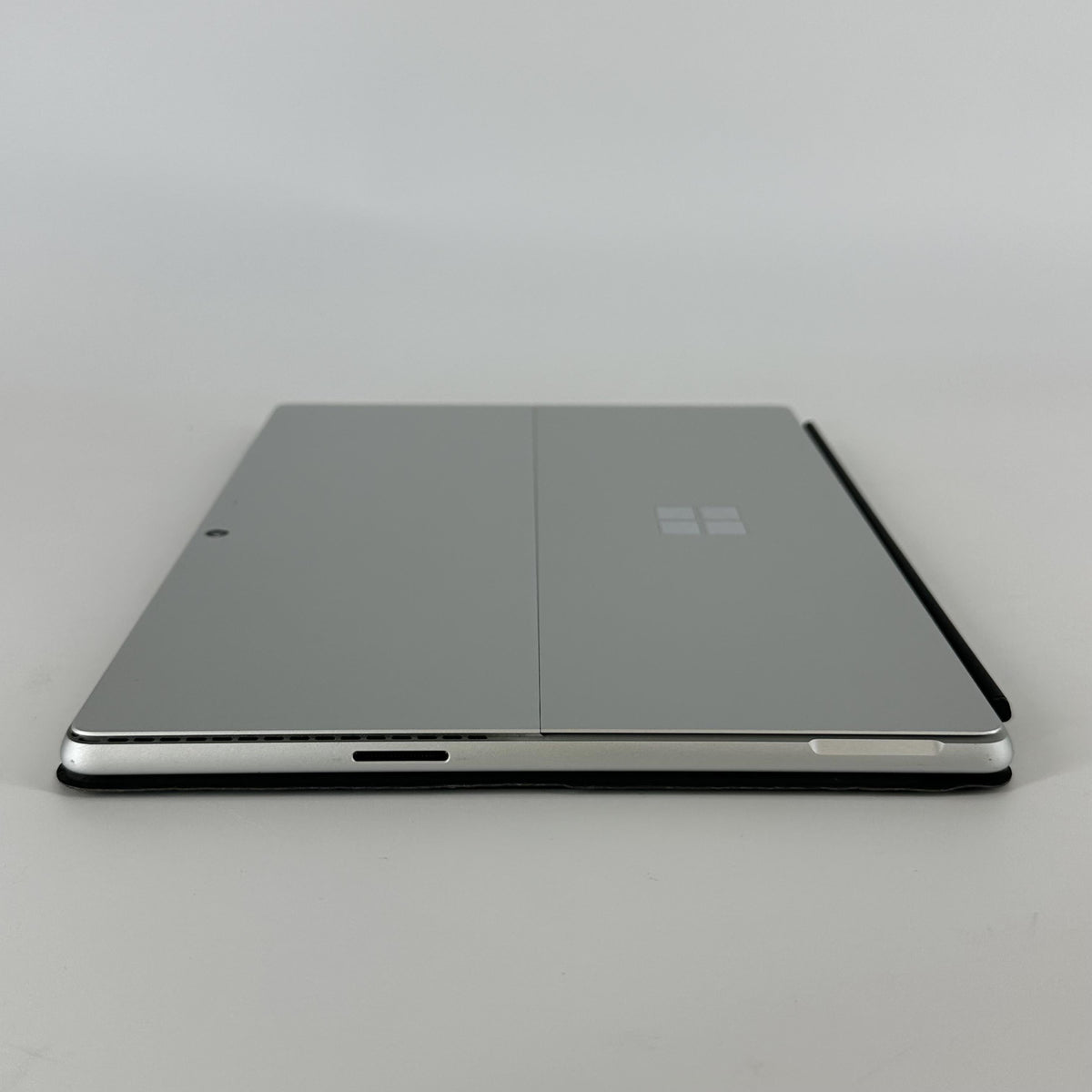 Microsoft Surface Pro 9 13 Platinum WiFi 2.7 GHz Intel Core i7 12th Gen. 16GB RAM 512GB Solid State Drive - Image 12