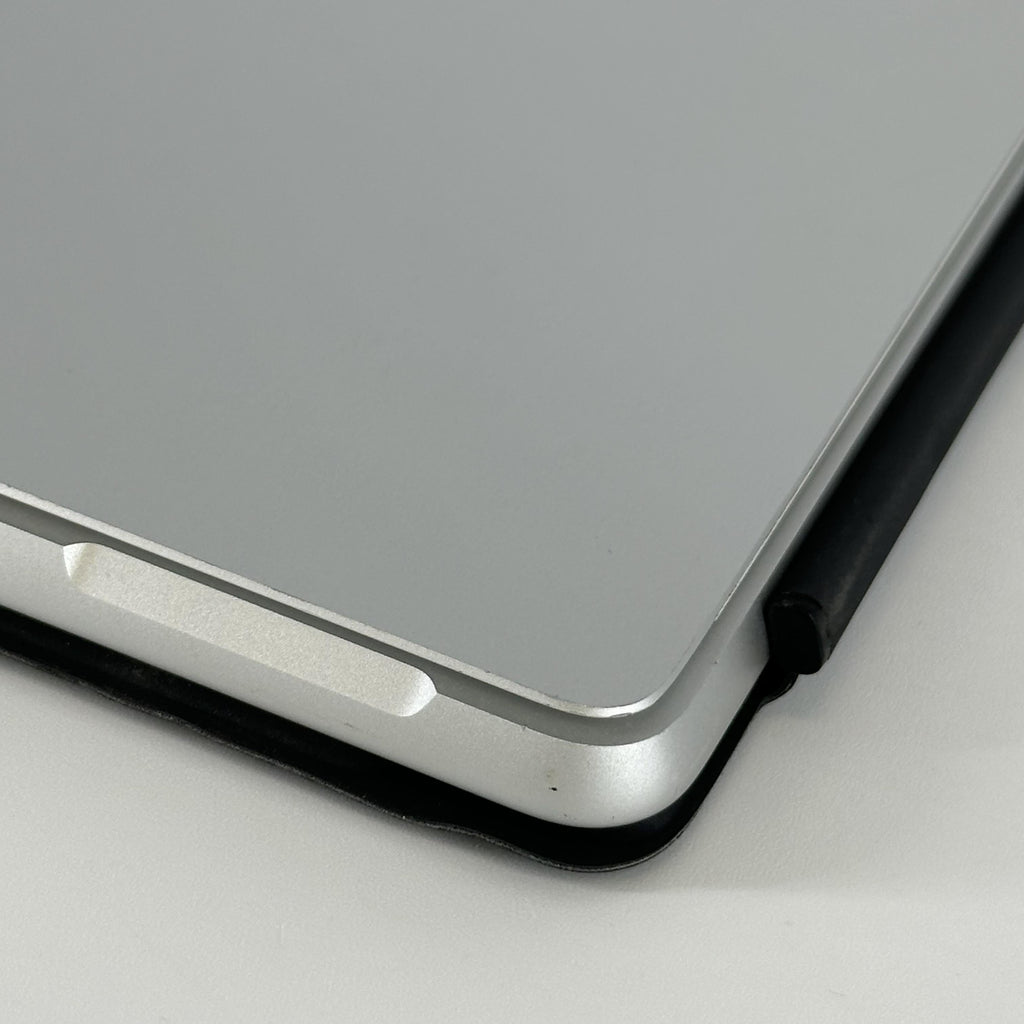 Microsoft Surface Pro 9 13 Platinum WiFi 2.7 GHz Intel Core i7 12th Gen. 16GB RAM 512GB Solid State Drive - Image 8