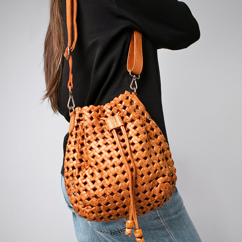 Catalina Leather Crossbody Bag - Image 22
