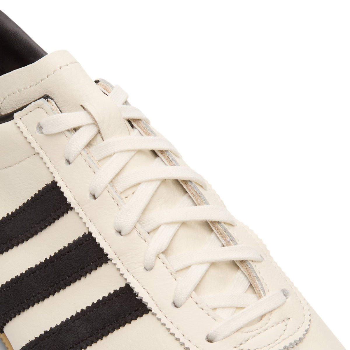 Adidas Paris (Cwhite/Cblack/Gum3) - Image 7