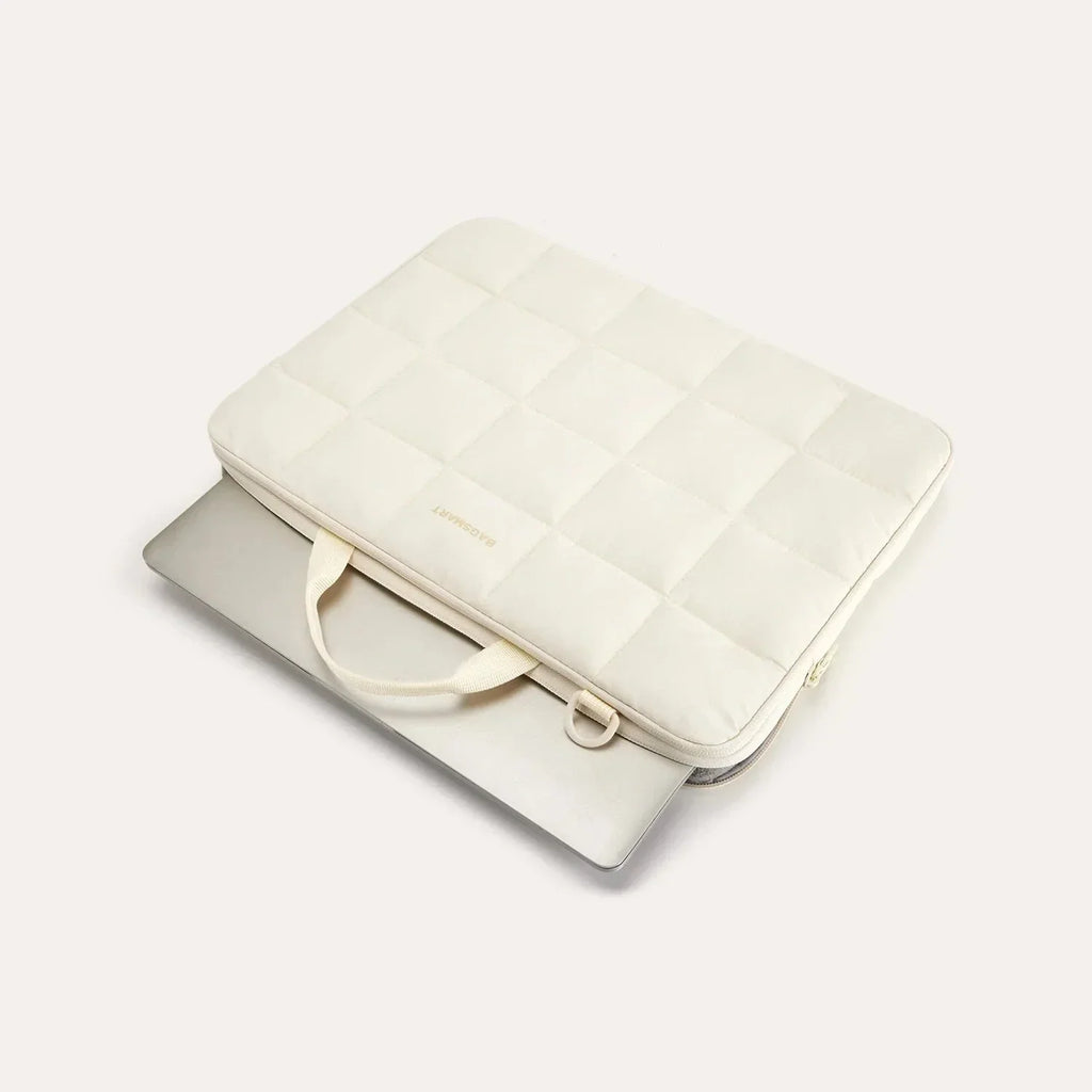 Bubble 15.6" Laptop Sleeve Pro - Image 8