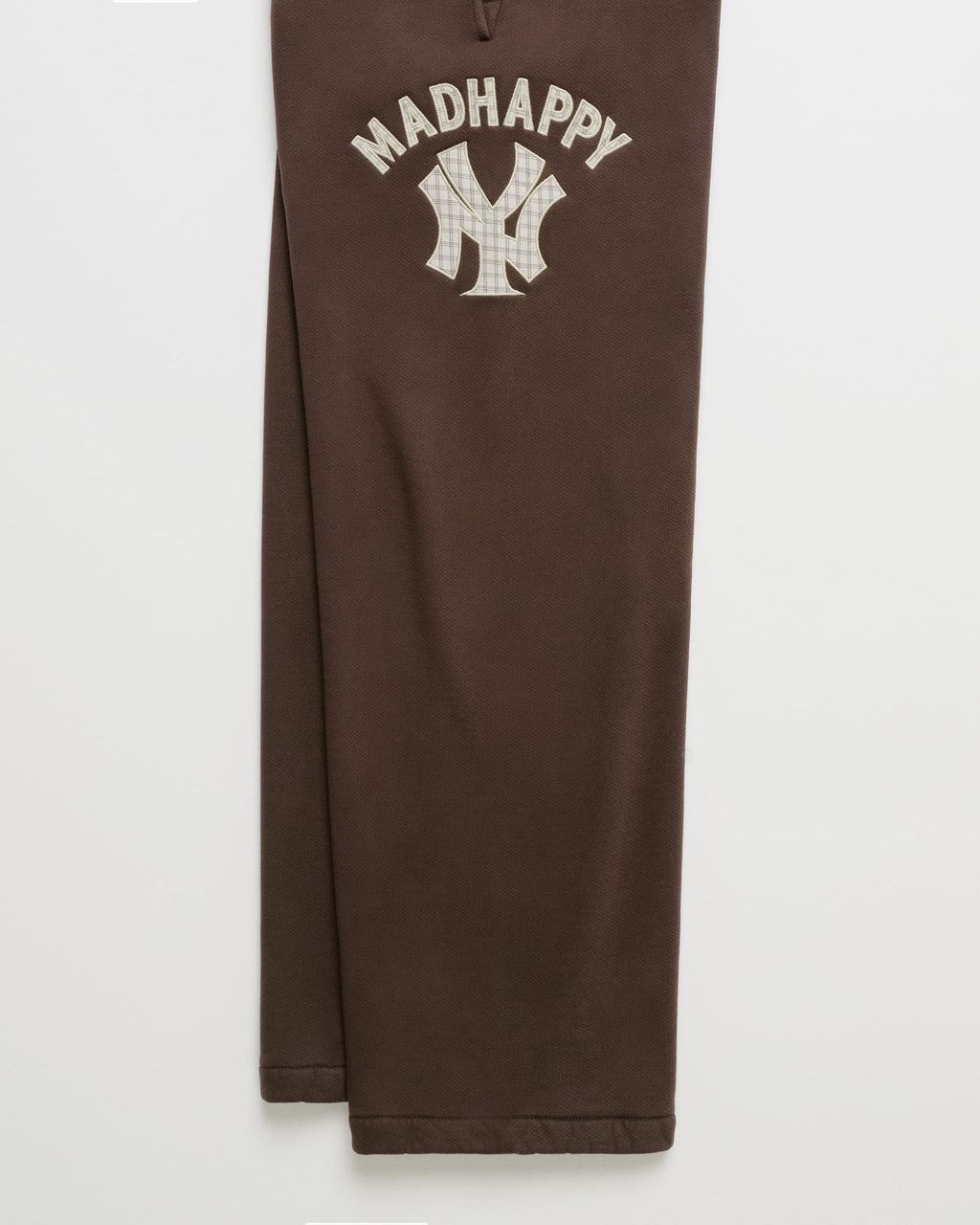 Yankees Applique Fleece Straight Sweatpant - Image 3