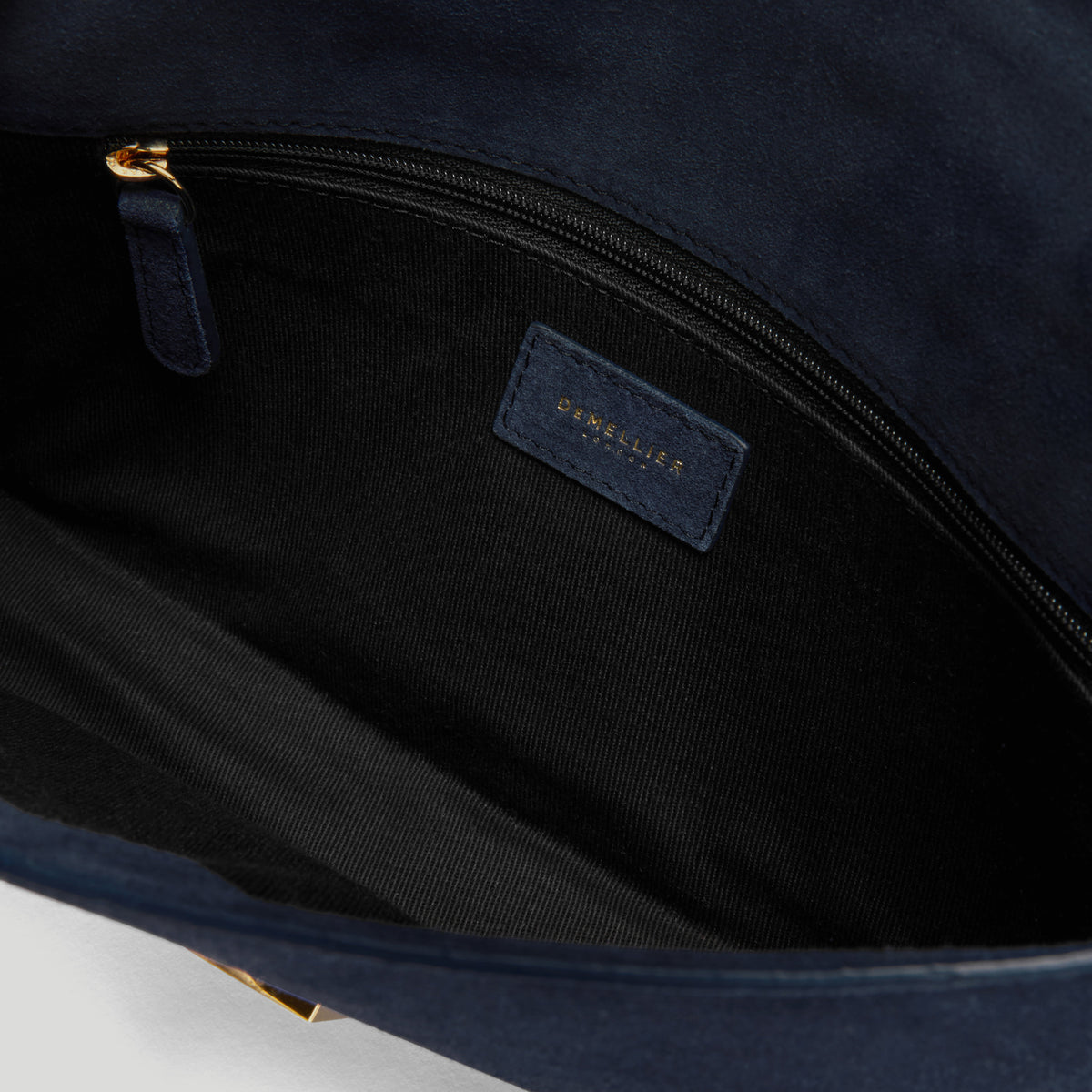 The Vancouver Clutch - Image 4