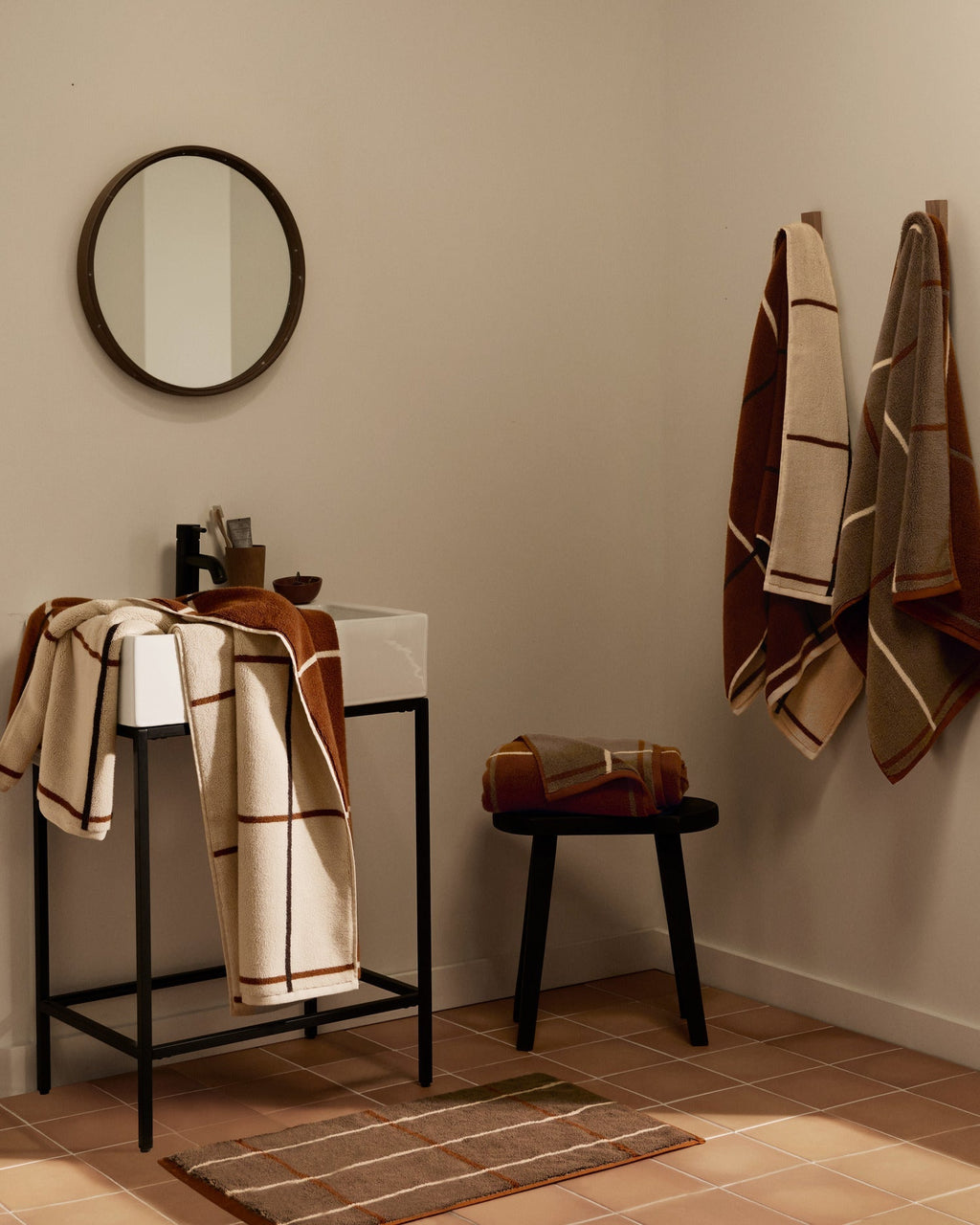 2+2 Organic Plush Bath Bundle - Tobacco Windowpane - Image 4