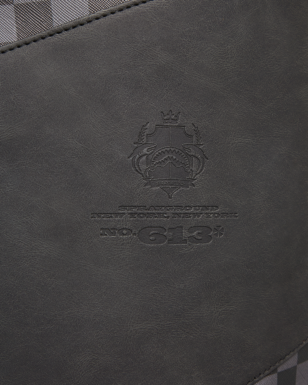 Henny Aiir to the Throne Pro Golf Bag - Image 36