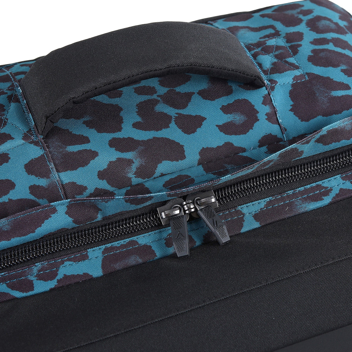 Surfanic Maxim 3.0 70L Roller Bag - Turquoise Jag - Image 16