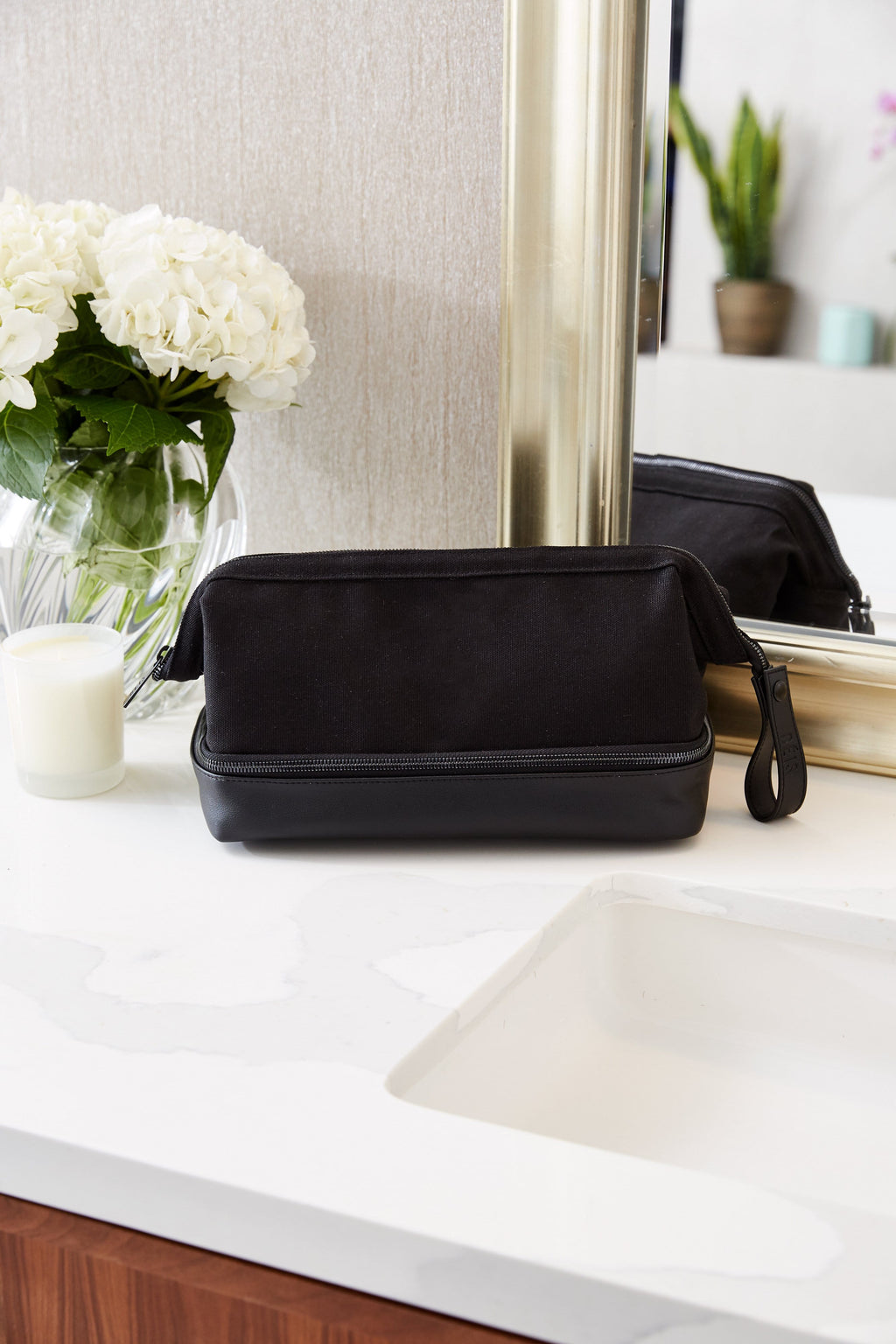 Resale The Dopp Kit in Black - Image 7