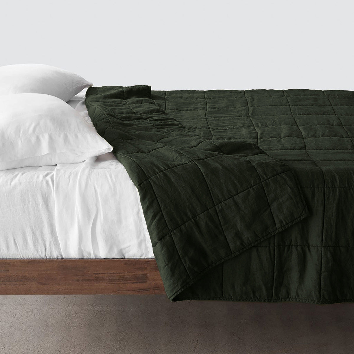 Stonewashed Linen Quilt - Emerald