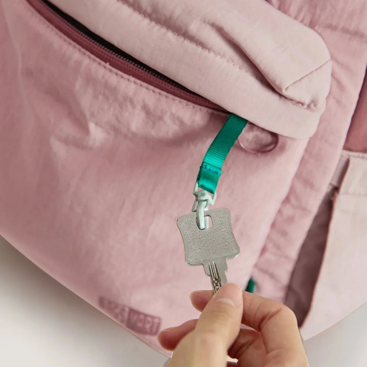 (Free Gift)crush 18L Backpack - Image 11