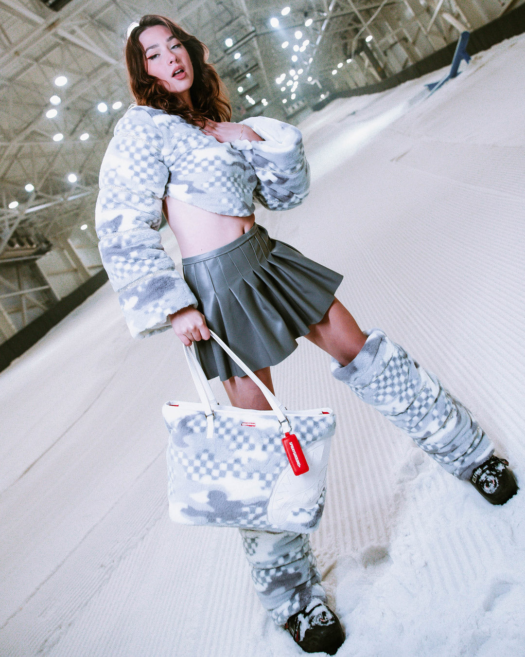 3AM Plush Swiss Alps Tote - Image 2