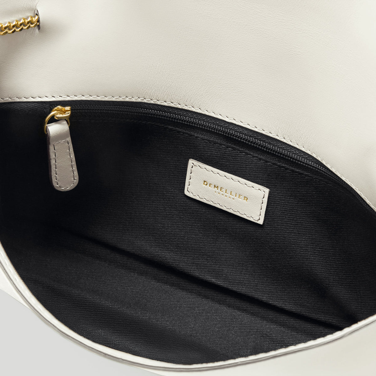 The Vancouver Clutch - Image 4
