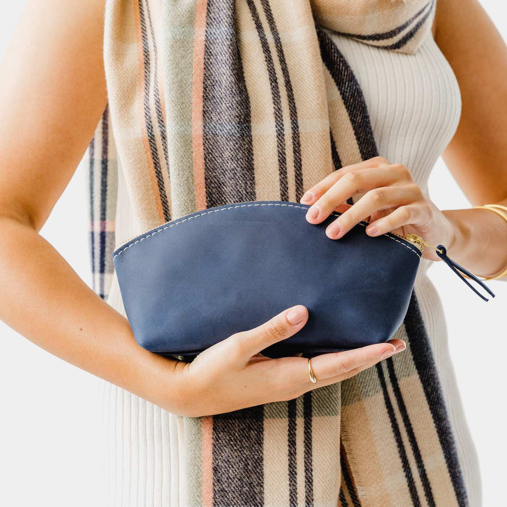 'Almost Perfect' Eclipse Makeup Bag - Image 153