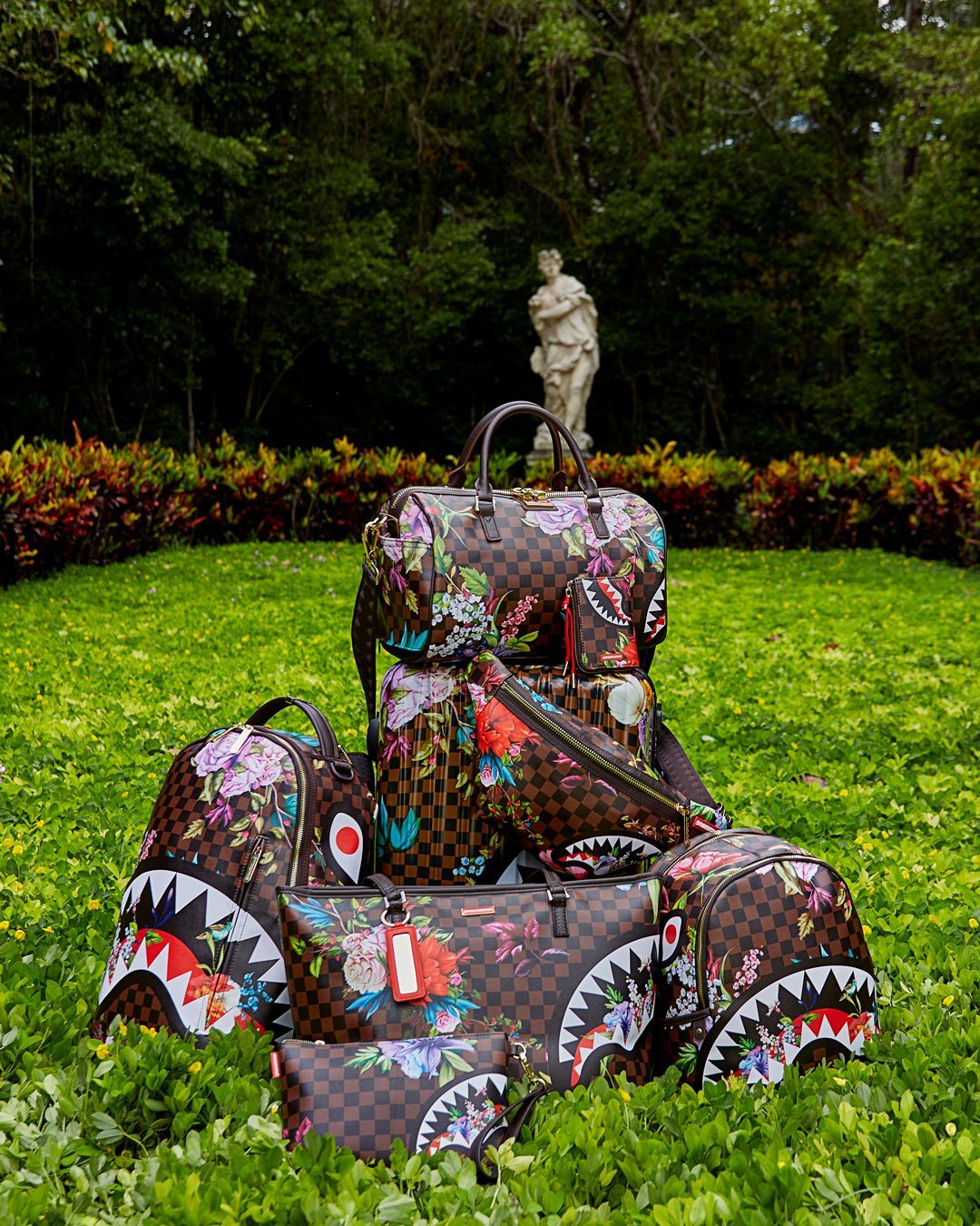 Garden of Sharks Wallet - Image 7