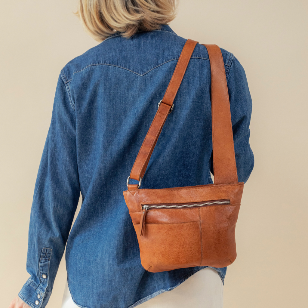 Arden Leather Crossbody - Image 5