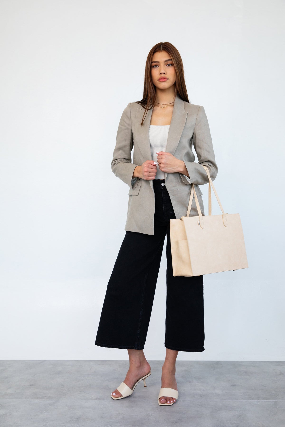 Resale The Work Tote in Beige - Image 6