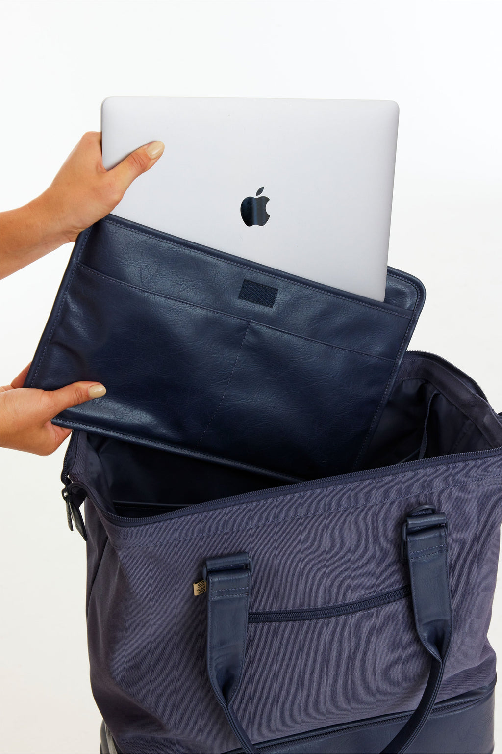 Resale The Convertible Mini Weekender in Navy - Image 6