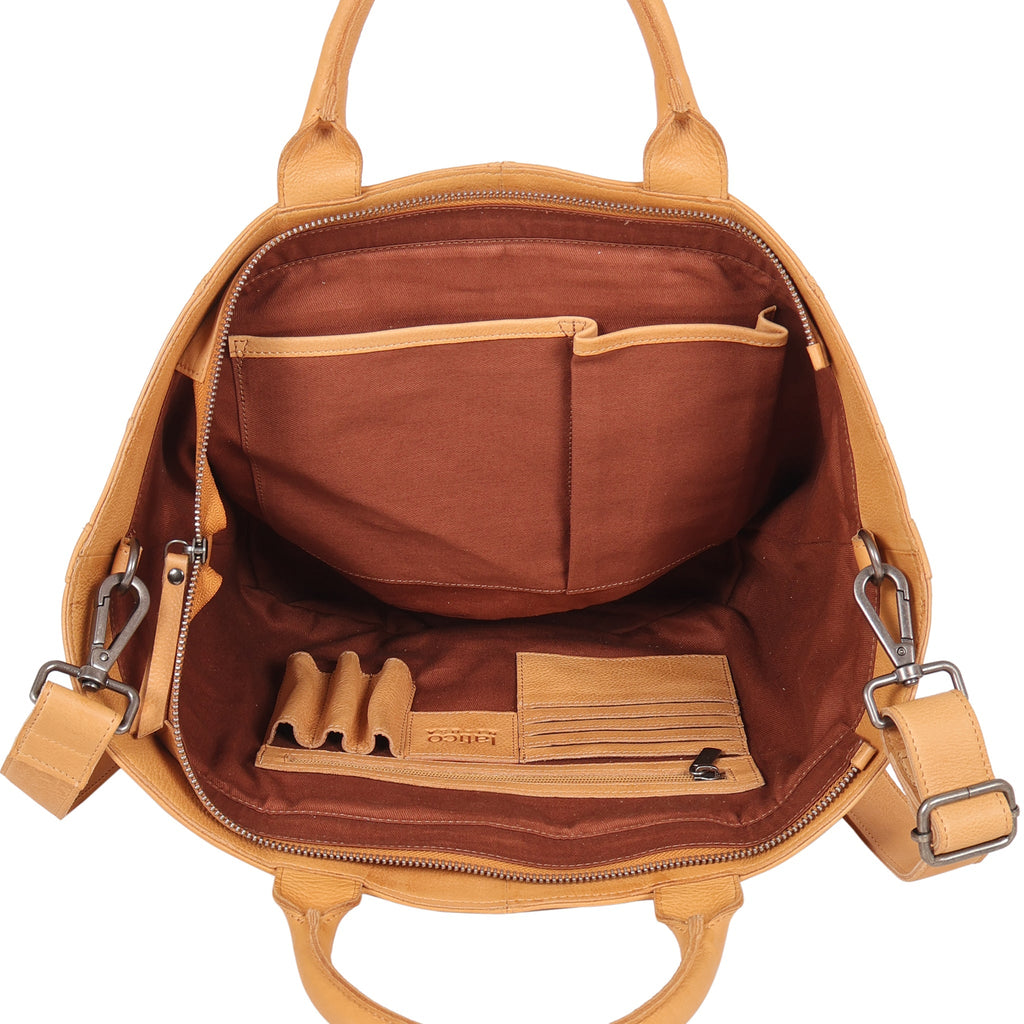 Claudia Diamond Leather Crossbody Bag - Image 6