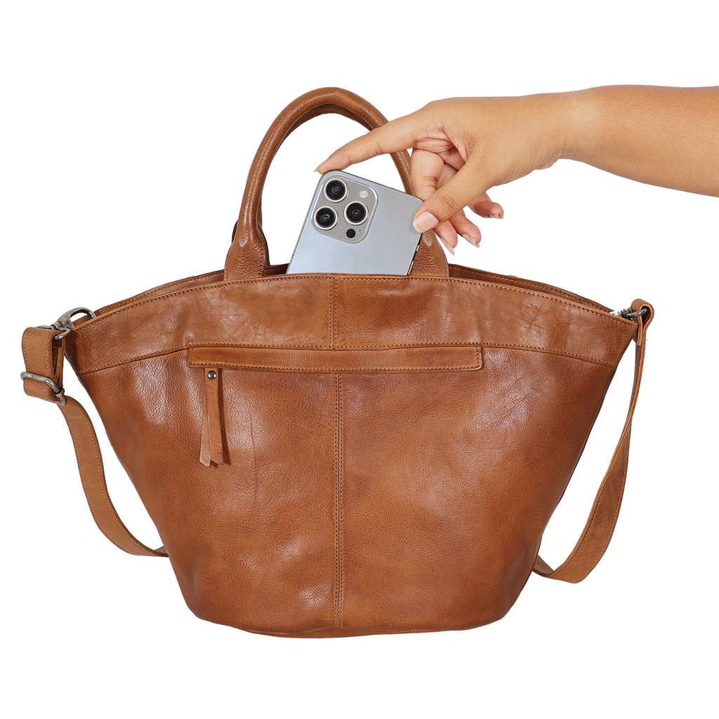 Claudia Diamond Leather Crossbody Bag - Image 17