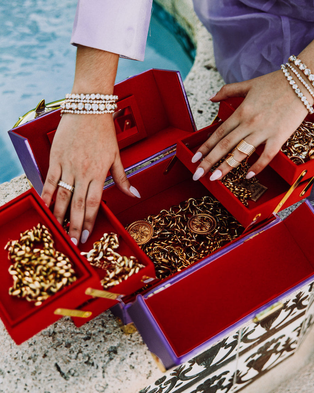 Sharks of the Gold Ocean Jewelry Case - Image 4