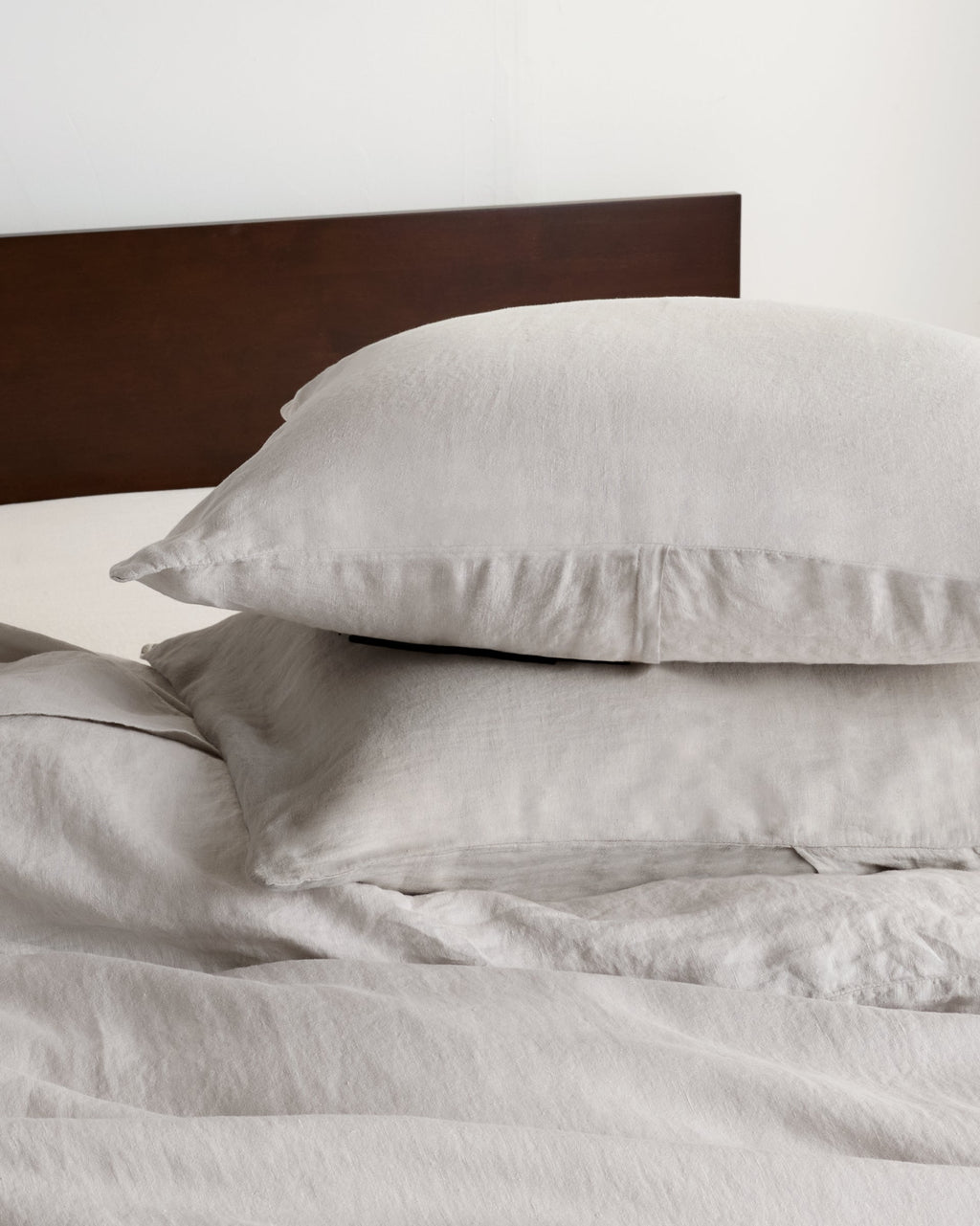 Linen Pillowcase Set (Dove) - Image 4