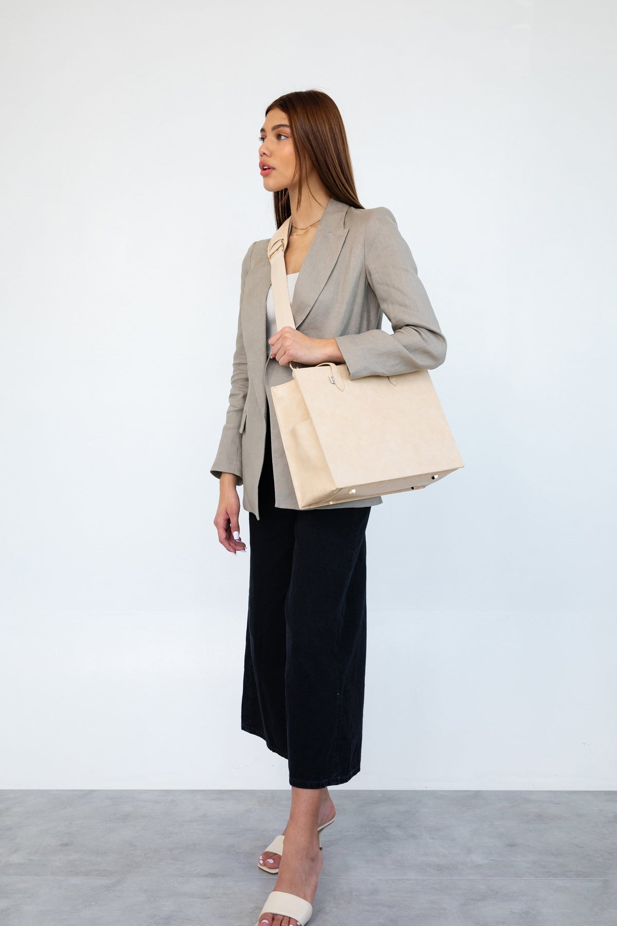 Resale The Work Tote in Beige - Image 2