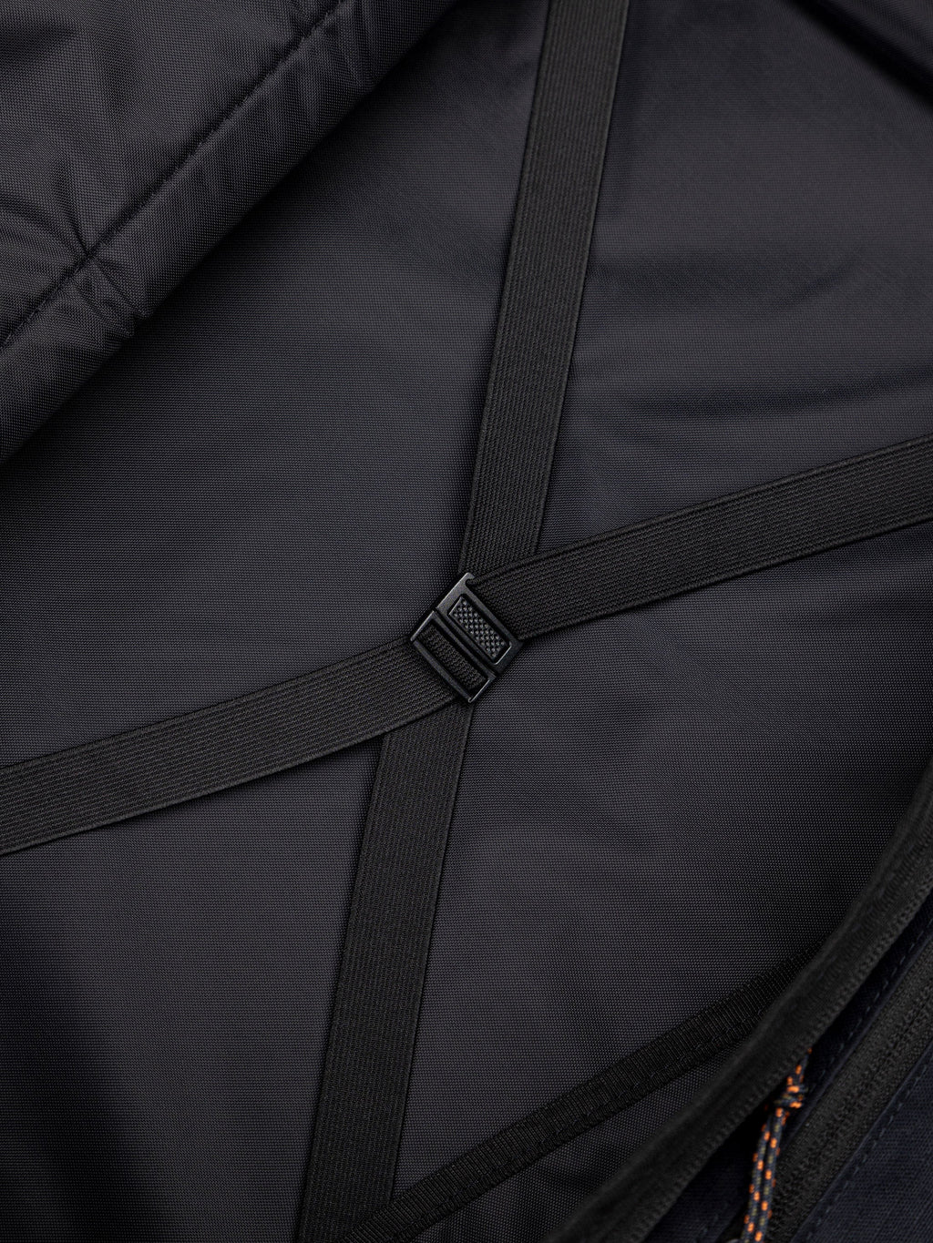 Nautilus 45L Duffle Bag - Image 9