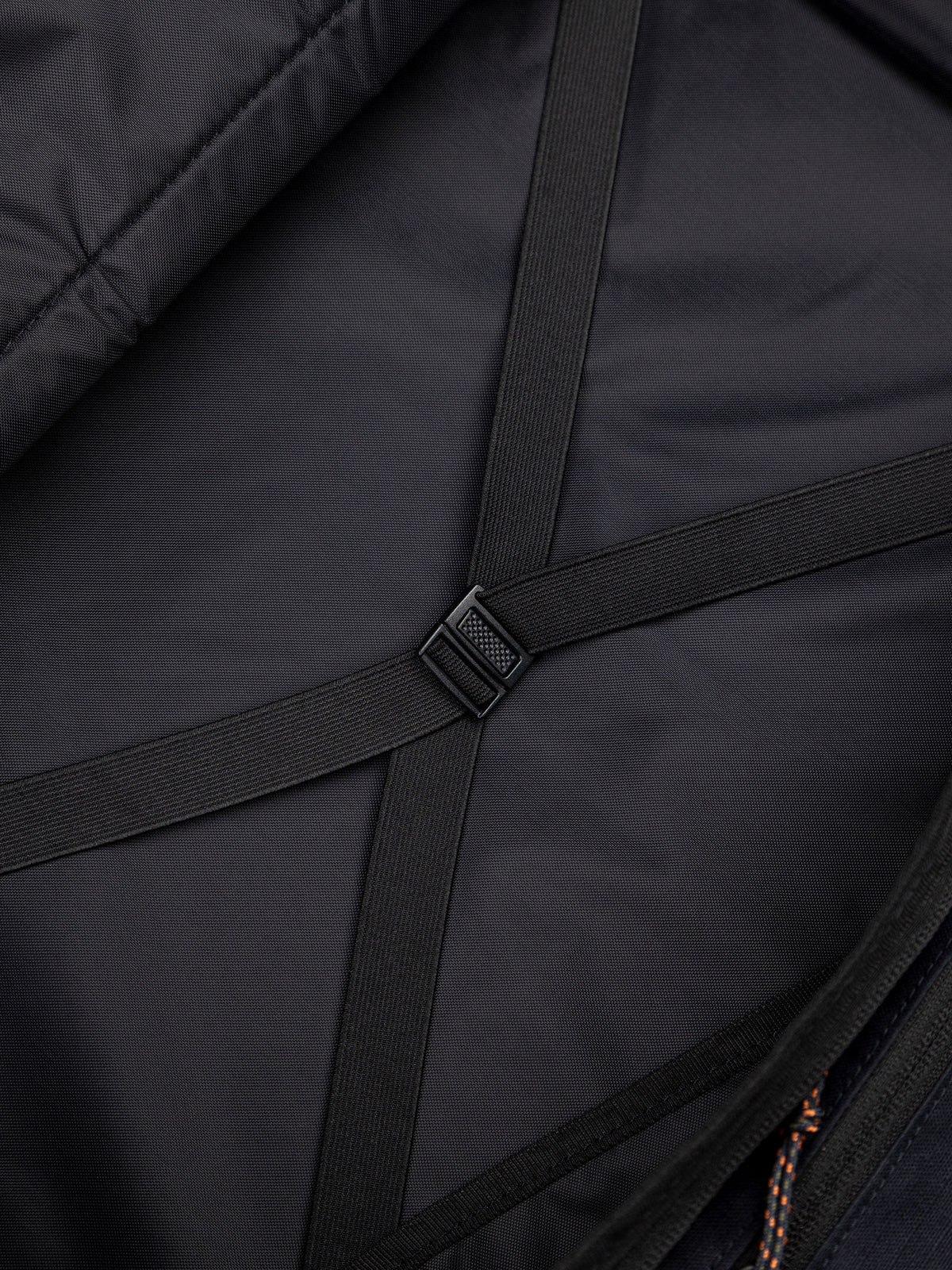 Nautilus 45L Duffle Bag - Image 9