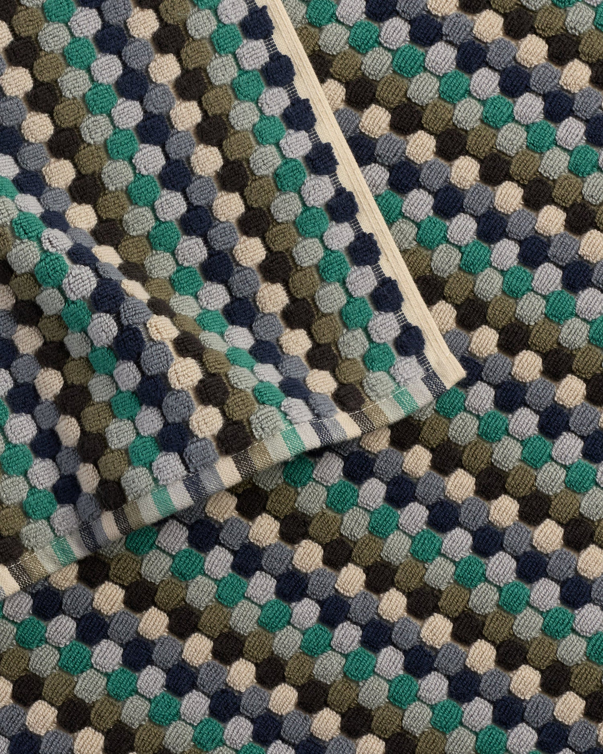 Organic Mosaic Tub Mat (Sea) - Image 3