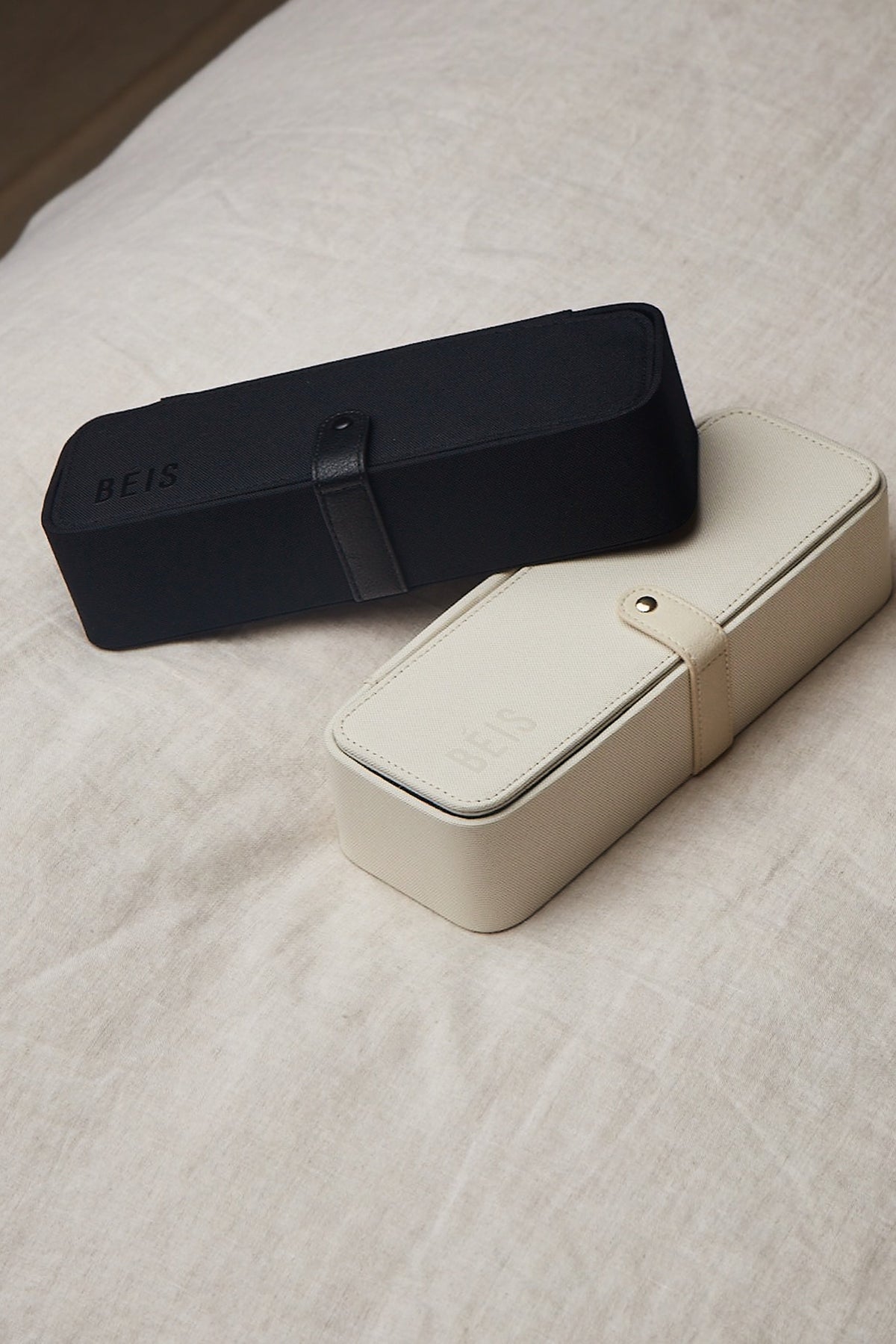 Resale The Jewelry Case in Beige - Image 3