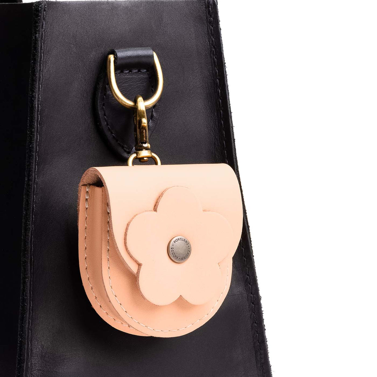 Petunia Pouch - Image 65