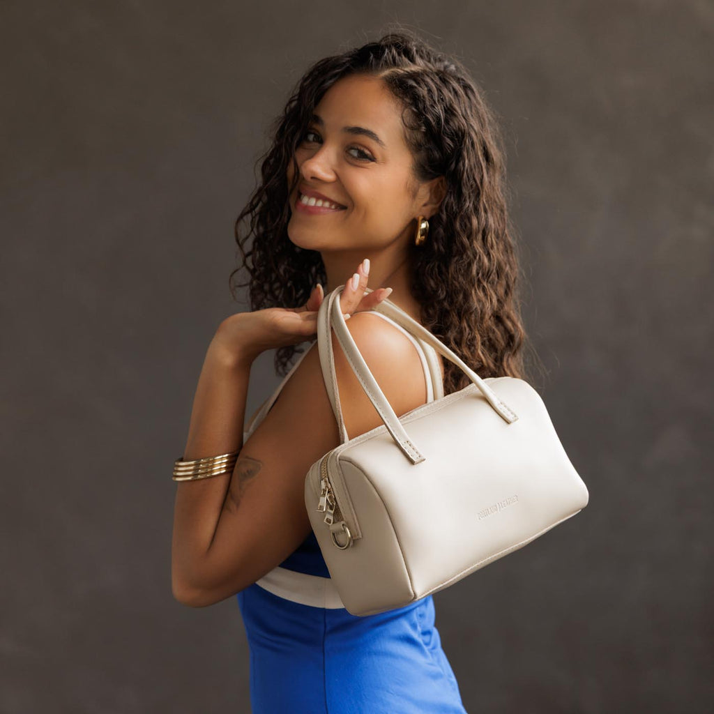 'Almost Perfect' Sloan Doctor Bag - Image 164