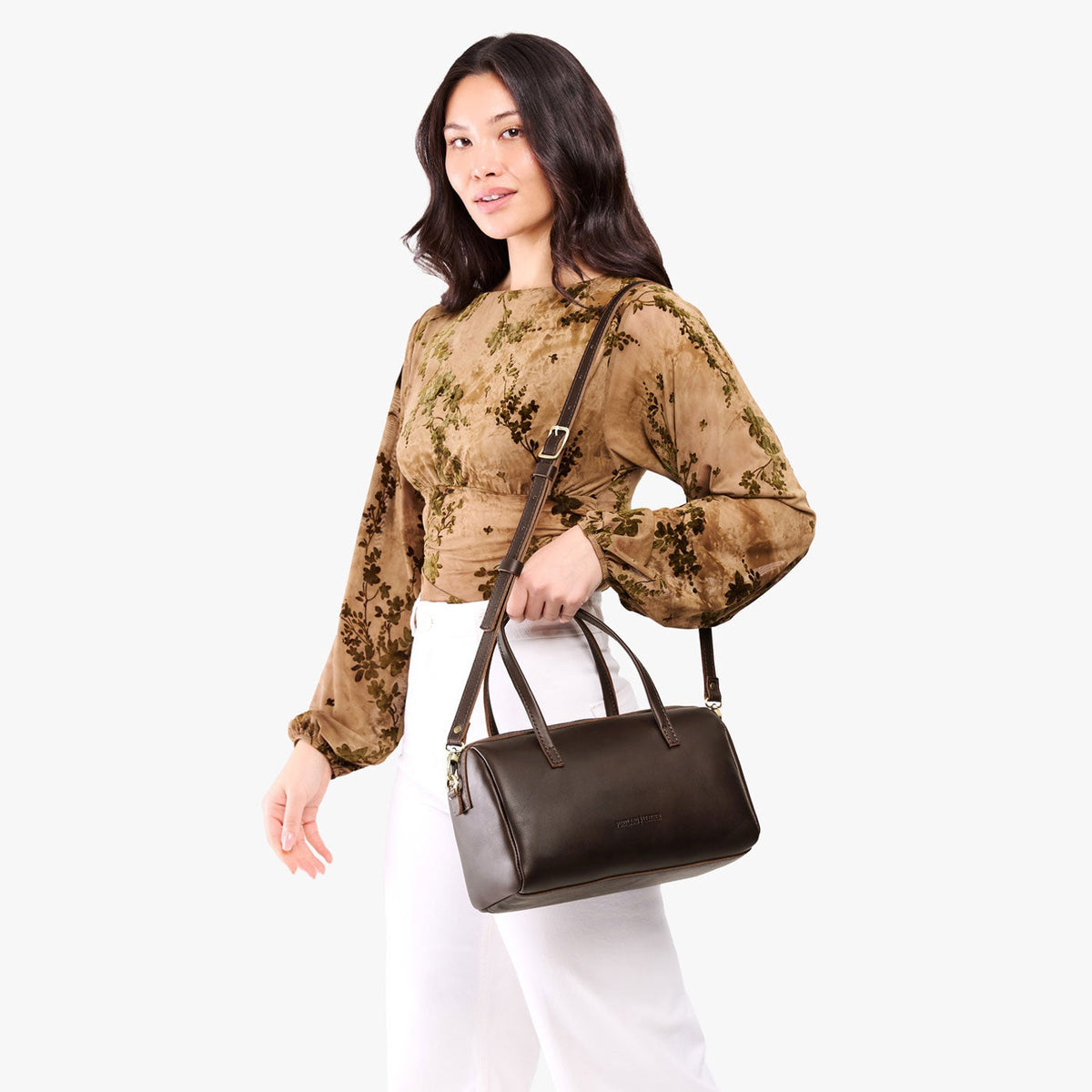 'Almost Perfect' Sloan Doctor Bag - Image 156