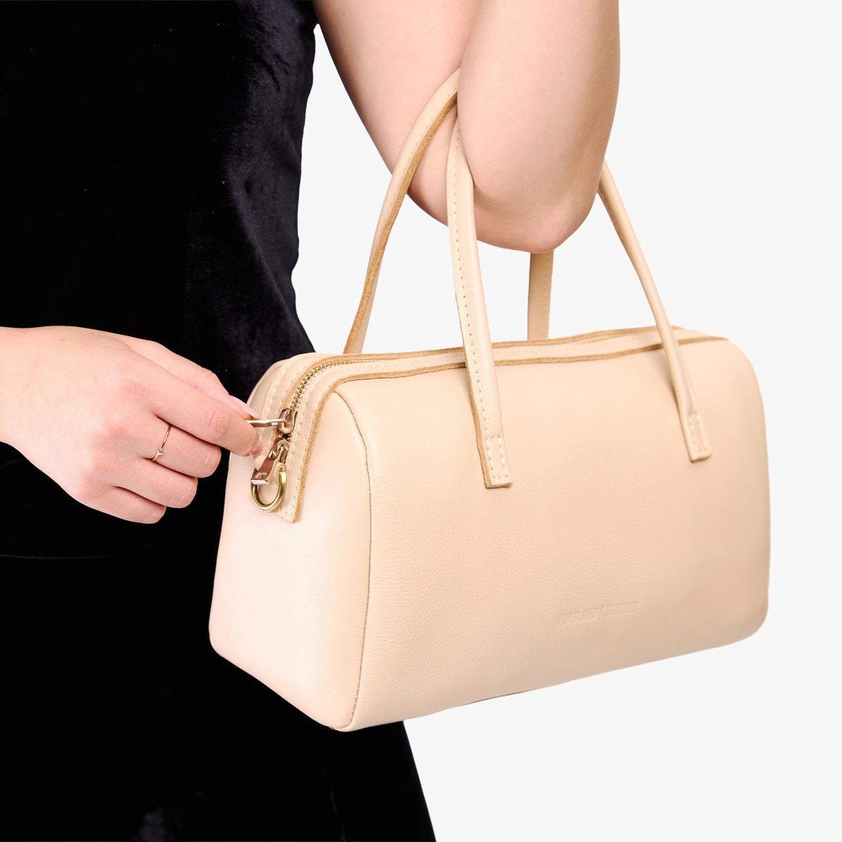 'Almost Perfect' Sloan Doctor Bag - Image 173