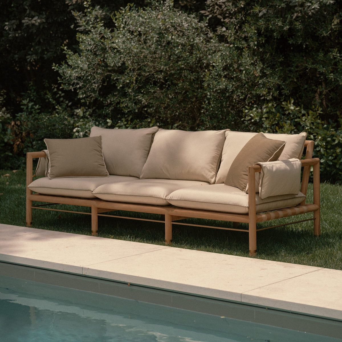 The WES Sofa x Jenni Kayne - Image 2
