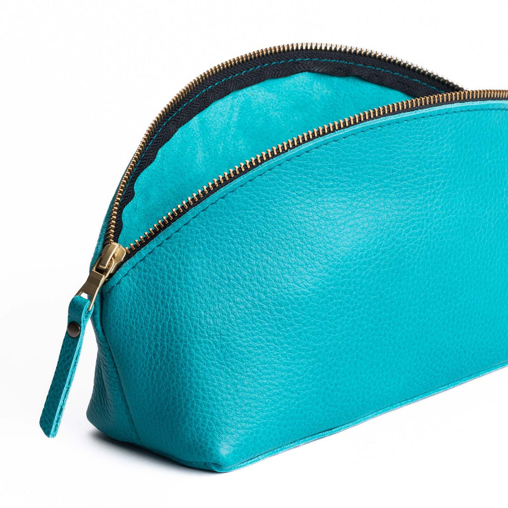 'Almost Perfect' Eclipse Makeup Bag - Image 117