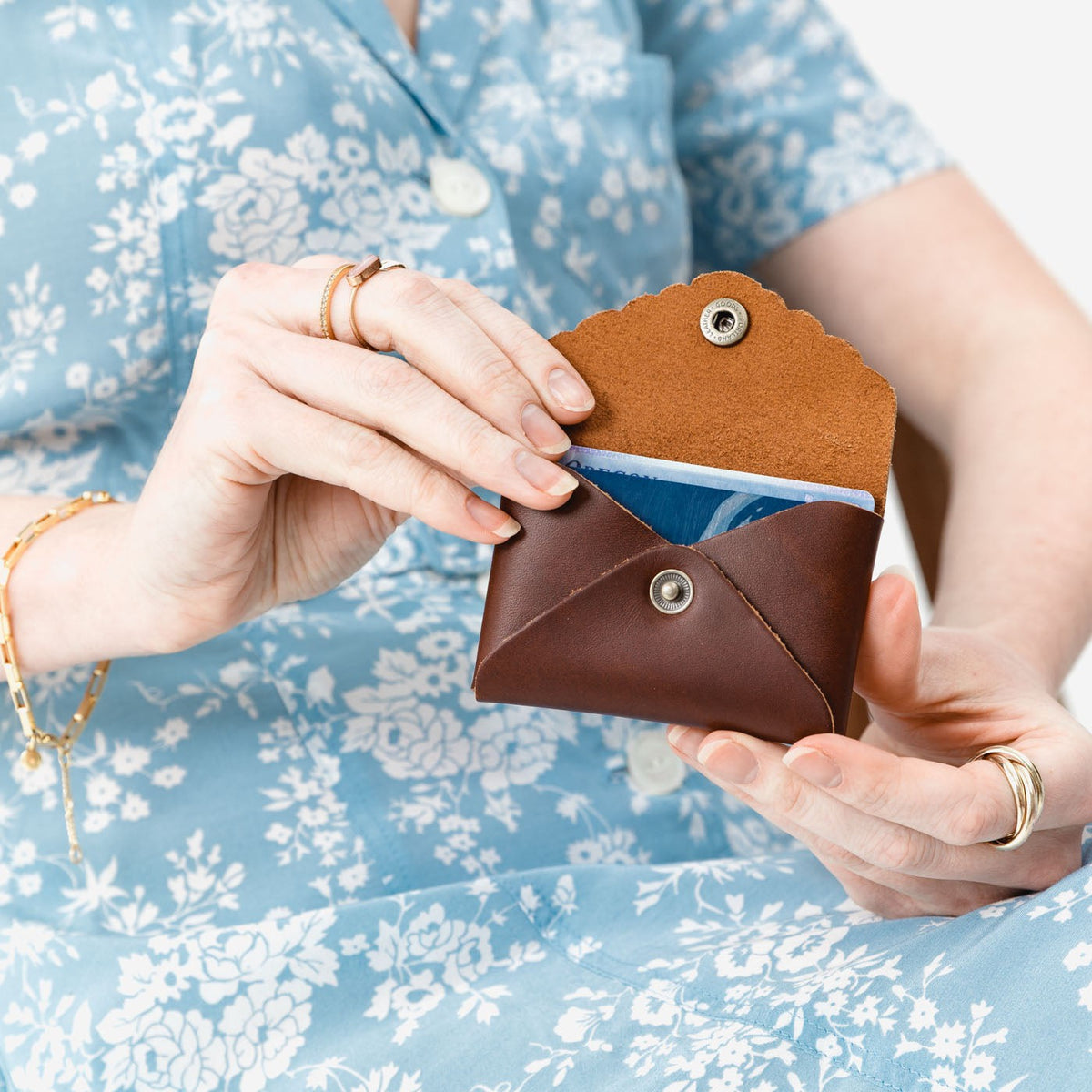 Mini Daisy Wallet - Image 128